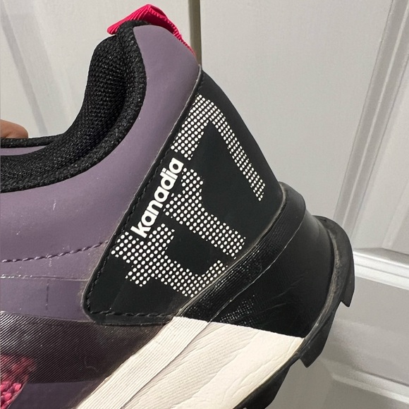 Adidas Traxion TR7 Kanadia Burgundy and Black Treaded Trail Running Shoes - Picture 8 of 8